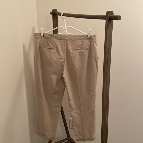 Zara - Picture 5 of 6